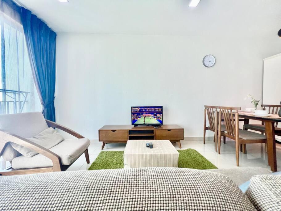T3 1-10 Pax Trefoil 2Room Setia Alam Cozy Home Wifi Tv Exteriör bild